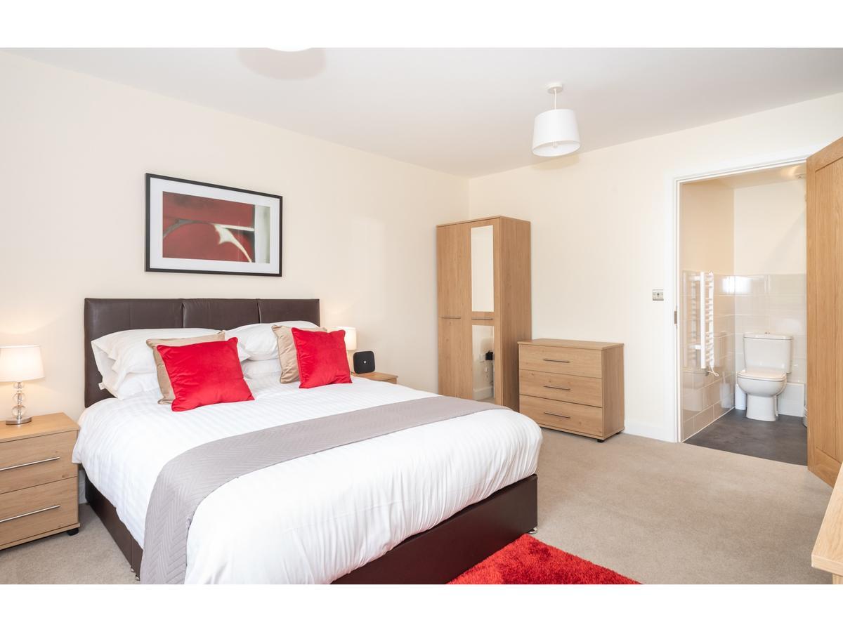 Stylish Flat Near The City Centre - Pass The Keys York Exterior photo