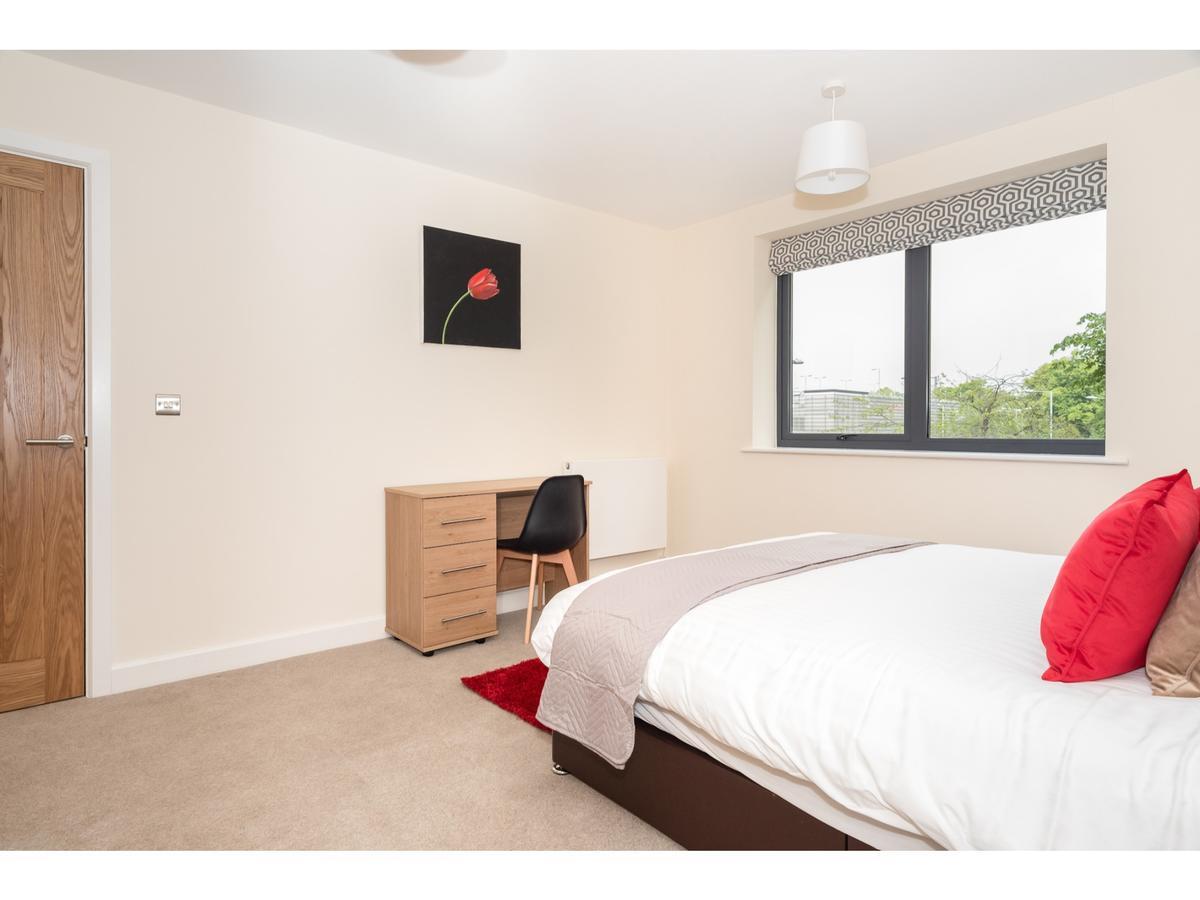 Stylish Flat Near The City Centre - Pass The Keys York Exterior photo